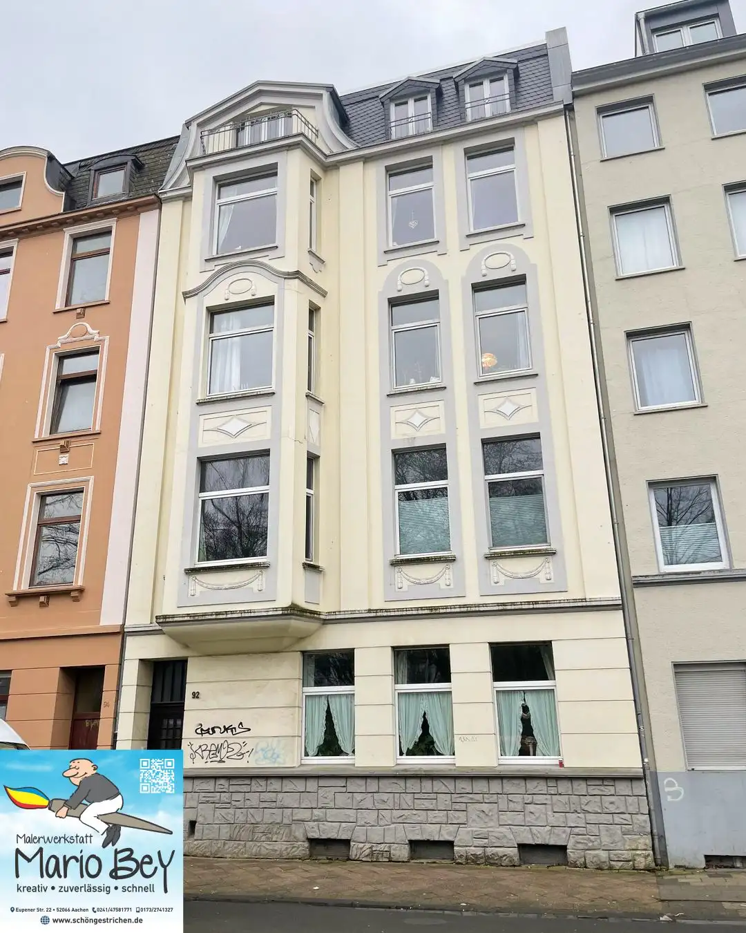Altbaufassade mit Stuckelementen